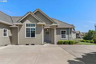 225 Pebble Beach Dr, Creswell, OR 97426 - Photo 4