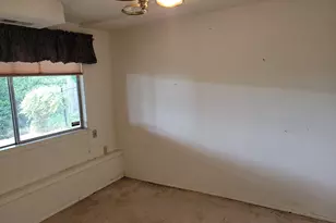 135 SW 85th Ave, Portland, OR 97225 - Photo 32
