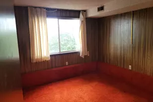 135 SW 85th Ave, Portland, OR 97225 - Photo 36