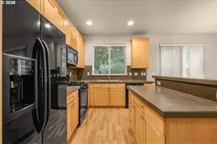 4865 SE Sandalwood St, Hillsboro, OR 97123 - Photo 14
