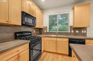 4865 SE Sandalwood St, Hillsboro, OR 97123 - Photo 10