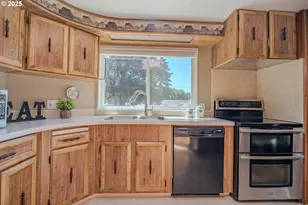 1317 NE 267th Ave, Camas, WA 98607 - Photo 16