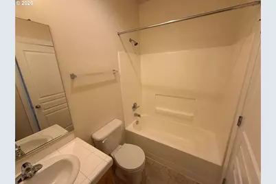 8329 SW 24th Ave, Portland, OR 97219 - Photo 32