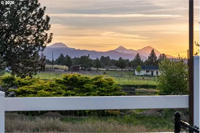 61885 Ward Rd, Bend, OR 97702 - Photo 2