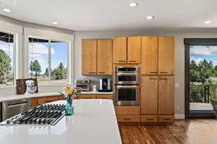 61885 Ward Rd, Bend, OR 97702 - Photo 16