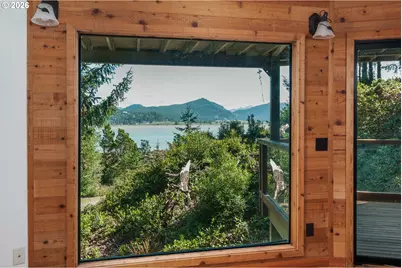 27 Dune Point Ln, Lincoln Beach, OR 97388 - Photo 10