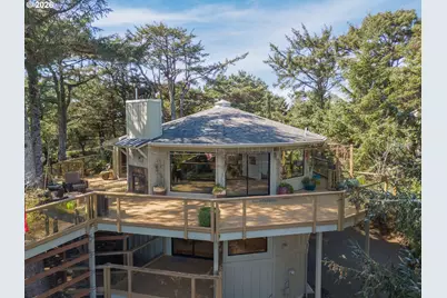 27 Dune Point Ln, Lincoln Beach, OR 97388 - Photo 24