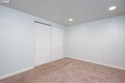 9332 N Kellogg St, Portland, OR 97203 - Photo 26