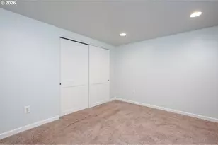 9332 N Kellogg St, Portland, OR 97203 - Photo 26