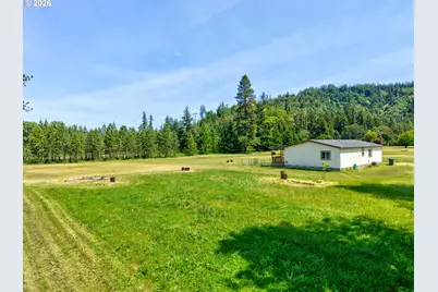 6107 Nonpareil Rd, Sutherlin, OR 97479 - Photo 20