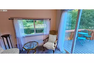 11354 Hwy 36, Mapleton, OR 97453 - Photo 14