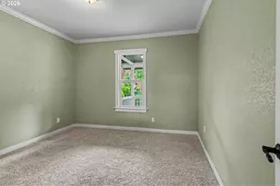 213 Mill St, Silverton, OR 97381 - Photo 10