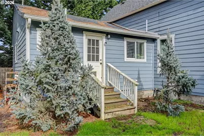 213 Mill St, Silverton, OR 97381 - Photo 26