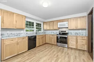 13675 SW Chariot Ct, Beaverton, OR 97008 - Photo 10