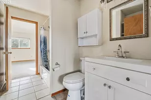 4201 Barrett Dr, Hood River, OR 97031 - Photo 18