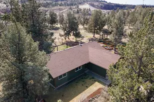 6446 NW Lynch Ln, Redmond, OR 97756 - Photo 8