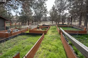 6446 NW Lynch Ln, Redmond, OR 97756 - Photo 12