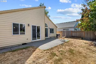 859 SW 24th St, Troutdale, OR 97060 - Photo 20