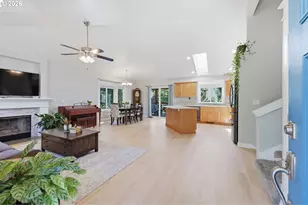 2665 NE 3rd Ct, Hillsboro, OR 97124 - Photo 8