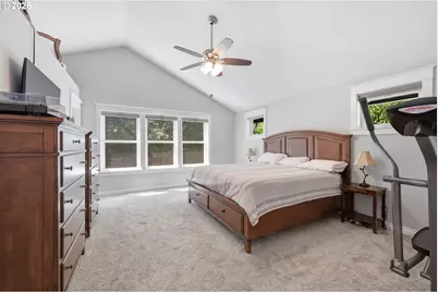 2665 NE 3rd Ct, Hillsboro, OR 97124 - Photo 10