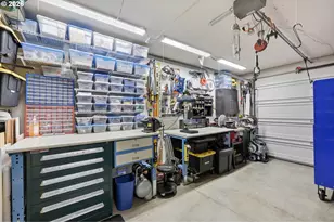 2665 NE 3rd Ct, Hillsboro, OR 97124 - Photo 28