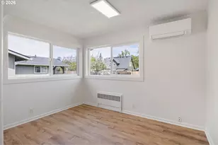 818 S 1st St, Cottage Grove, OR 97424 - Photo 28