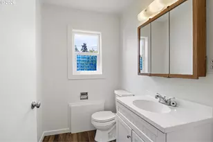 818 S 1st St, Cottage Grove, OR 97424 - Photo 26