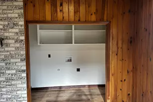 818 S 1st St, Cottage Grove, OR 97424 - Photo 8