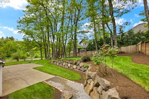 12395 SW Clara Ln, Lake Oswego, OR 97035 - Photo 28