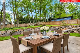 12395 SW Clara Ln, Lake Oswego, OR 97035 - Photo 20