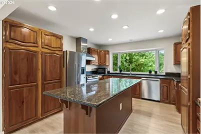 12395 SW Clara Ln, Lake Oswego, OR 97035 - Photo 12
