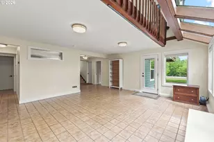 12395 SW Clara Ln, Lake Oswego, OR 97035 - Photo 12