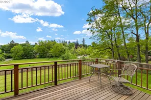 12395 SW Clara Ln, Lake Oswego, OR 97035 - Photo 6