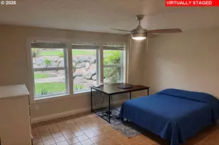 12395 SW Clara Ln, Lake Oswego, OR 97035 - Photo 20