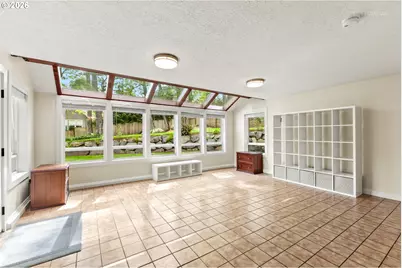 12395 SW Clara Ln, Lake Oswego, OR 97035 - Photo 20