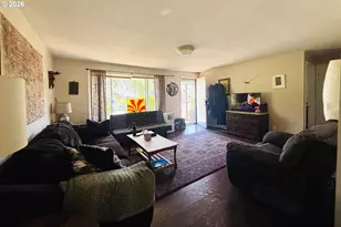 7515 NE Everett St, Portland, OR 97213 - Photo 16