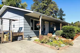 7515 NE Everett St, Portland, OR 97213 - Photo 12