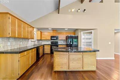 350 NW Riverpark Pl, Canby, OR 97013 - Photo 10