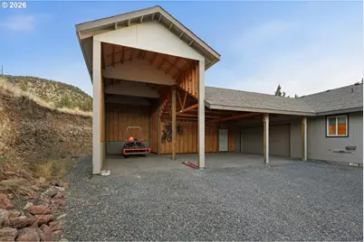 11744 SW Red Cloud Rd, Powell Butte, OR 97753 - Photo 40