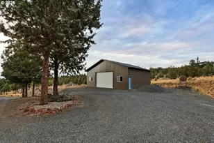 11744 SW Red Cloud Rd, Powell Butte, OR 97753 - Photo 4