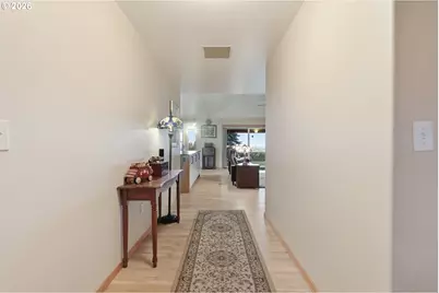 11744 SW Red Cloud Rd, Powell Butte, OR 97753 - Photo 6