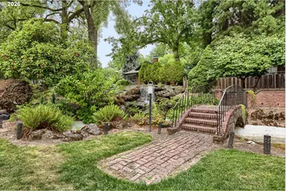 790 SE Webber St #213, Portland, OR 97202 - Photo 32