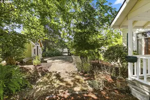 1241 Division St, Oregon City, OR 97045 - Photo 40