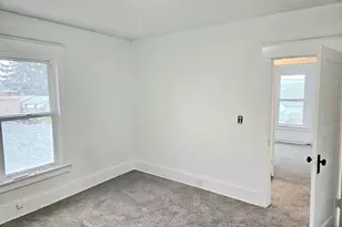 365 Bryan St, Woodburn, OR 97071 - Photo 26