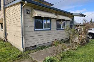 365 Bryan St, Woodburn, OR 97071 - Photo 4