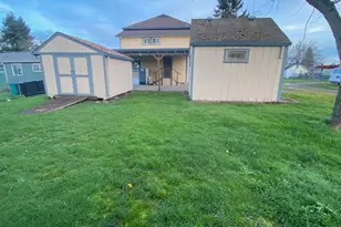 365 Bryan St, Woodburn, OR 97071 - Photo 38