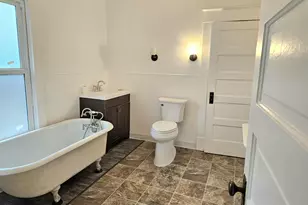365 Bryan St, Woodburn, OR 97071 - Photo 30