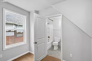 10505 NW 2nd St, Portland, OR 97231 - Photo 16