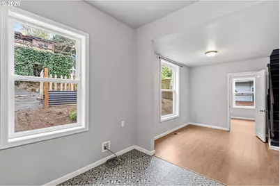 10505 NW 2nd St, Portland, OR 97231 - Photo 14