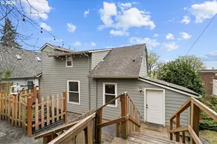 10505 NW 2nd St, Portland, OR 97231 - Photo 4